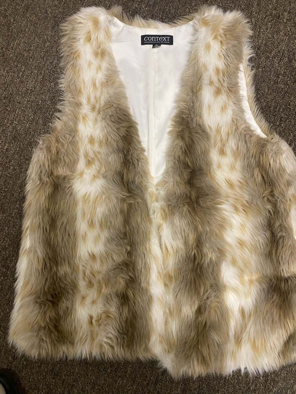Context Exclusively at Lord and Taylor Snow Leopard Faux Fur Open Front Vest Siz